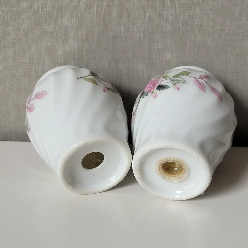 Creative Regency Rose Salt & Pepper‎ Shakers - Fine China Gold Trim - Japan